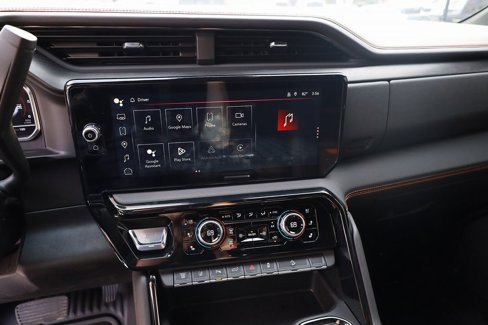 Used 2025 GMC Sierra 3500 AT4 w/ AT4 Premium Plus Package image 16
