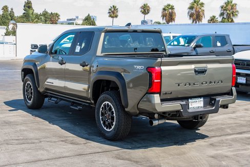 New 2025 Toyota Tacoma TRD Off-Road image 7