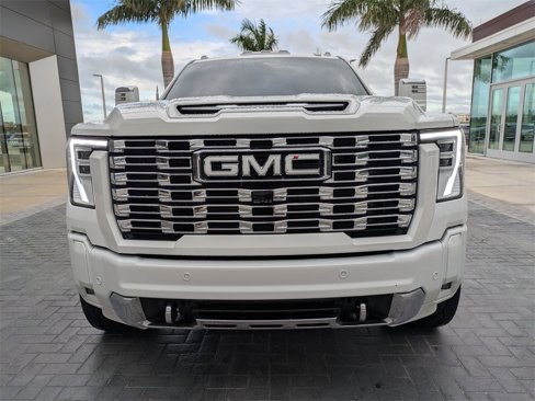 Used 2024 GMC Sierra 2500 Denali Ultimate image 10