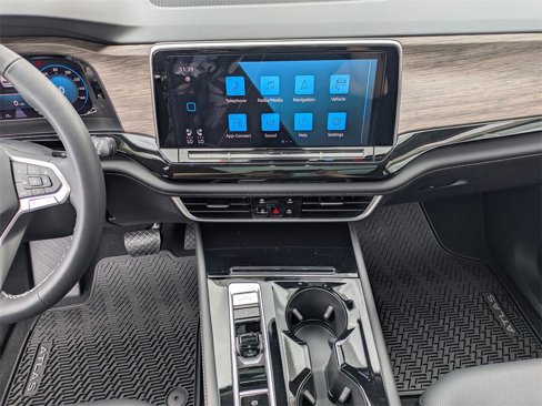 New 2025 Volkswagen Atlas SEL image 17