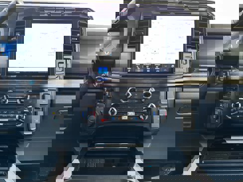 New 2024 Ford F450 Lariat image 35