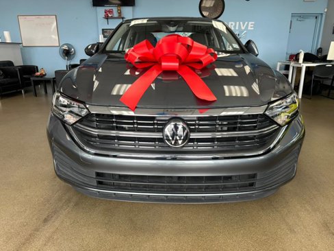 Used 2024 Volkswagen Jetta S image 4