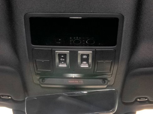 New 2025 Land Rover Defender 110 S image 17