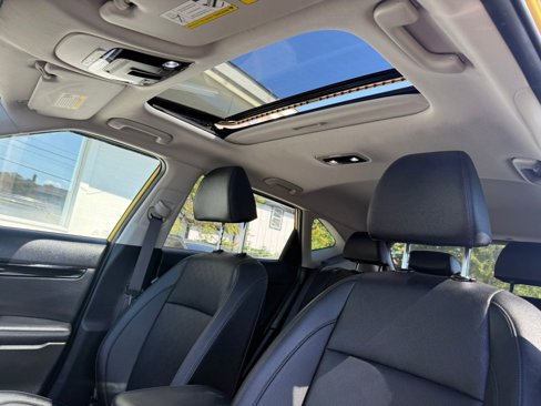 Used 2022 Kia Seltos SX w/ Sunroof Package image 20