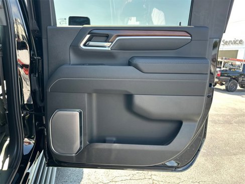 New 2025 GMC Sierra 2500 Denali w/ Denali Reserve Package image 17