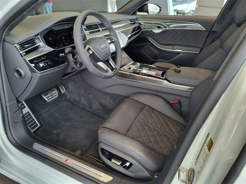 New 2025 Audi S8 image 2