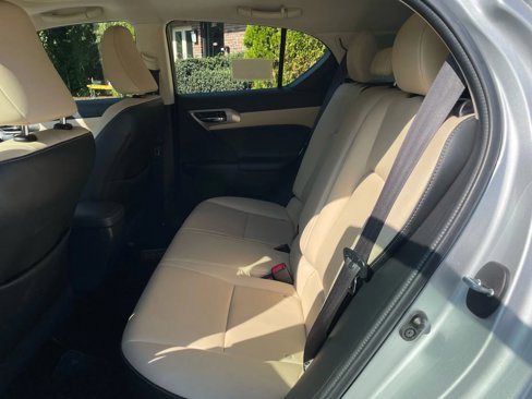 Used 2016 Lexus CT 200h image 39