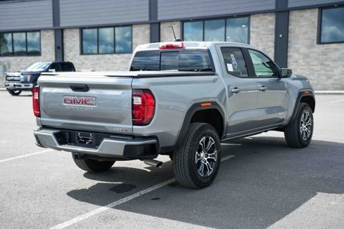 Used 2025 GMC Canyon AT4 image 5