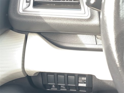 Used 2019 Subaru Ascent Premium image 16