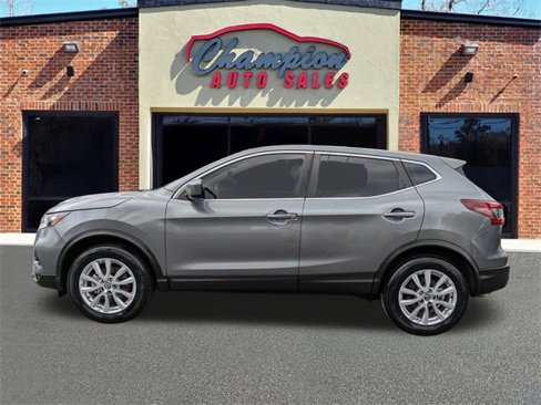 Used 2021 Nissan Rogue Sport S image 8