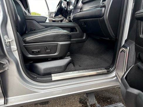 Used 2019 RAM 2500 Limited image 45