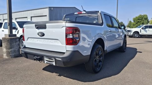 New 2025 Ford Maverick Lariat w/ Black Appearance Package image 3