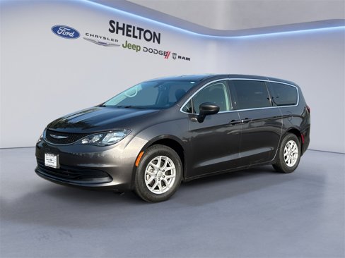 Used 2019 Chrysler Pacifica Touring image 1