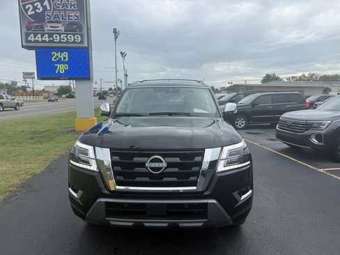 Used 2024 Nissan Armada Platinum w/ Captain's Chairs Package image 8