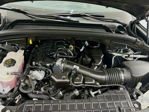 Used 2024 Jeep Grand Cherokee L Laredo image 35
