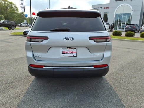 Used 2024 Jeep Grand Cherokee L Limited image 5
