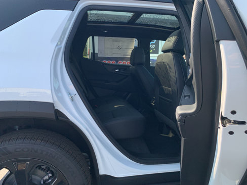 New 2026 Chevrolet Equinox LT w/ Convenience Package II image 26