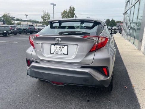 Certified 2018 Toyota C-HR XLE image 4