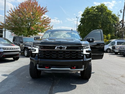 Used 2025 Chevrolet Silverado 1500 ZR2 w/ Technology Package image 4