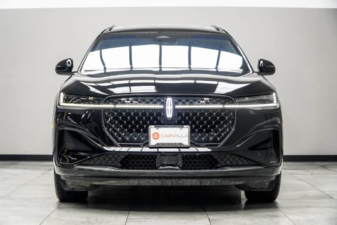 Used 2024 Lincoln Nautilus Reserve w/ Equipment Group 202A image 8