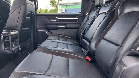 Used 2025 RAM 1500 Laramie image 15