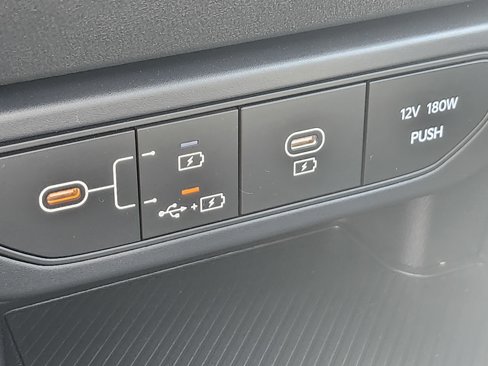 Used 2025 Kia K4 LXS image 26