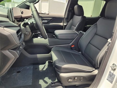 New 2026 Chevrolet Silverado EV LT w/ Premium Package image 9
