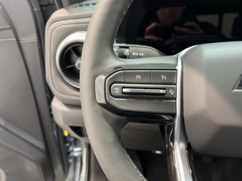 New 2024 Chevrolet Colorado LT w/ LT Convenience Package III image 30