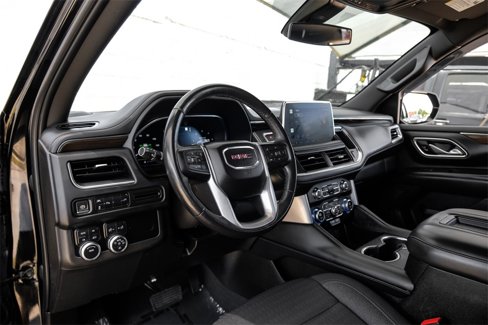 Used 2022 GMC Yukon XL SLE w/ Gmc Pro Safety Plus Package image 2