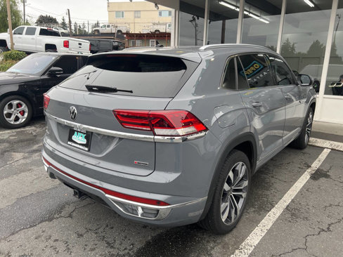 Used 2021 Volkswagen Atlas Cross Sport SEL Premium image 3