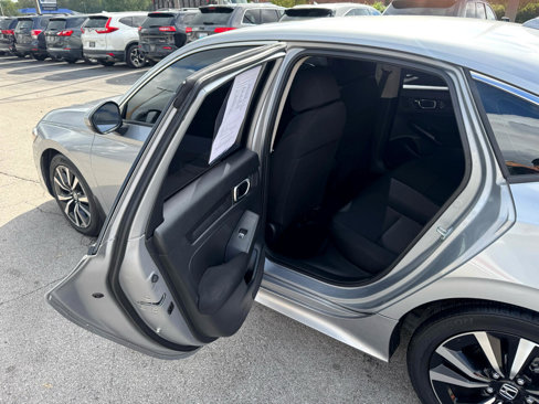 Used 2022 Honda Civic EX image 12