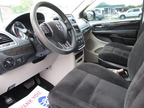 Used 2016 Dodge Grand Caravan SE w/ Quick Order Package 29E SE image 15
