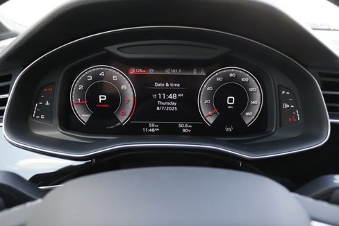 New 2025 Audi Q7 2.0T Premium image 32