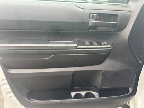 Used 2019 Toyota Tundra SR5 image 9