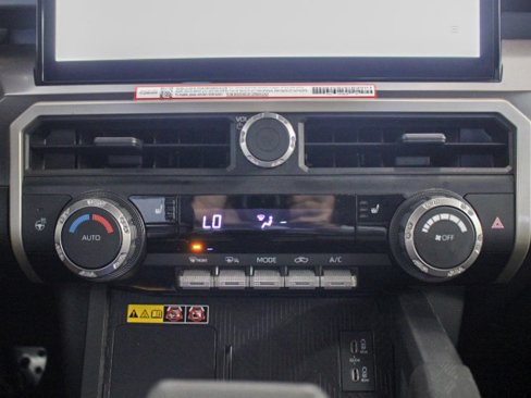 Used 2024 Toyota Tacoma TRD Sport image 19