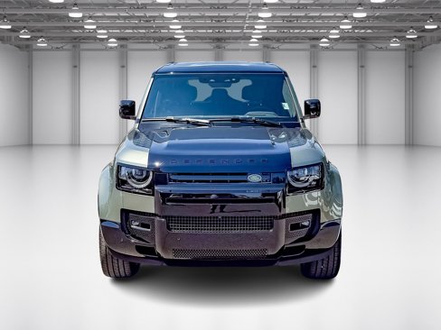 New 2025 Land Rover Defender 110 X image 8