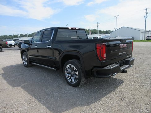 New 2026 GMC Sierra 1500 Denali w/ Denali Reserve Package image 9