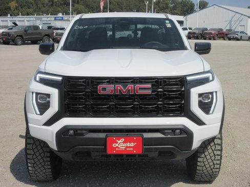 New 2025 GMC Canyon Elevation w/ Convenience Package image 10