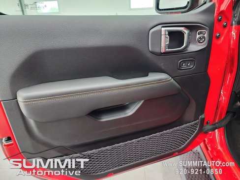 New 2025 Jeep Wrangler Sahara image 35