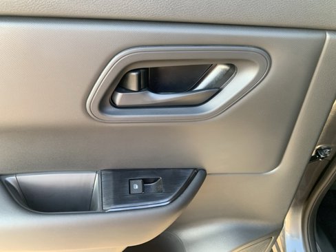 New 2026 Nissan Rogue S image 23