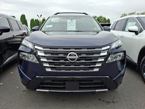 New 2026 Nissan Rogue Platinum image 2