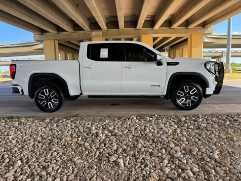 Used 2023 GMC Sierra 1500 AT4 w/ Technology Package image 2