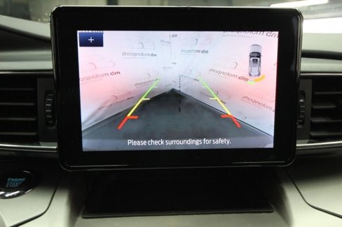 Used 2022 Ford Explorer XLT w/ Equipment Group 202A image 14