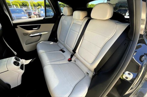 Used 2024 Mercedes-Benz GLC 300 4MATIC image 20