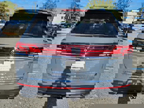 New 2025 Volkswagen Atlas SEL image 13