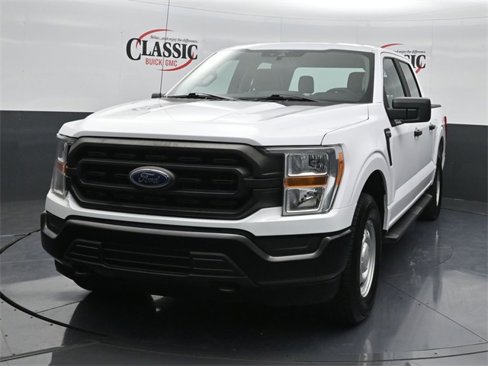 Used 2021 Ford F150 XL w/ Trailer Tow Package image 3