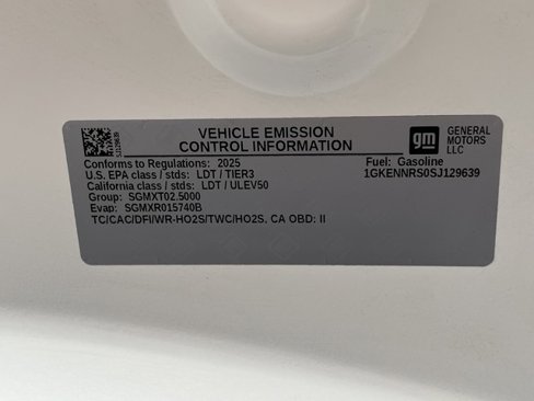 Used 2025 GMC Acadia Elevation image 21