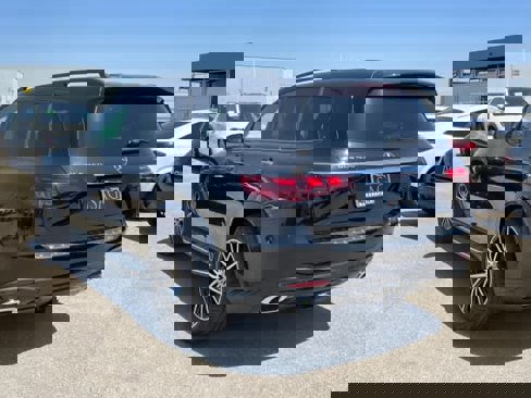 New 2025 Mercedes-Benz GLS 450 4MATIC image 3