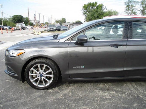 Used 2017 Ford Fusion S image 11