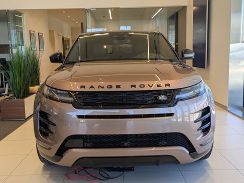 New 2026 Land Rover Range Rover Evoque Dynamic SE image 9